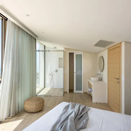 Villa Luria Homes *