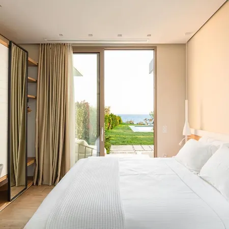 Villa Luria Homes